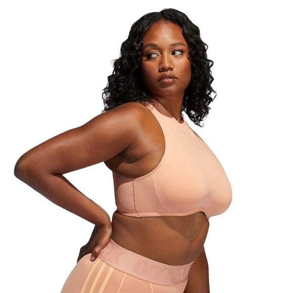Ivy Park x Adidas crop top / sports bra in blush - Picture 8 of 8